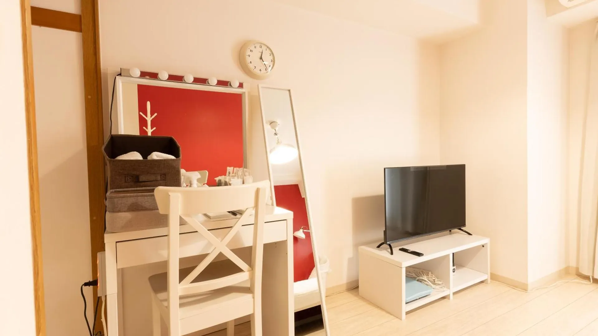 コンフィデンスロン205 Apartment Osaka