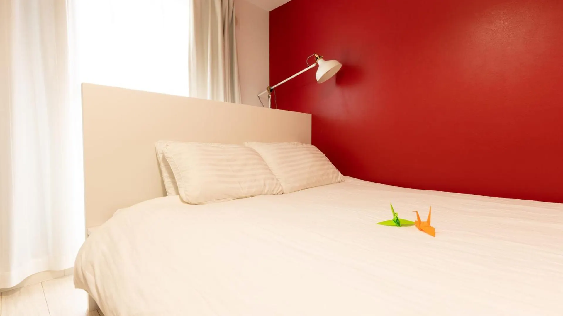 コンフィデンスロン205 Apartment Osaka Japan